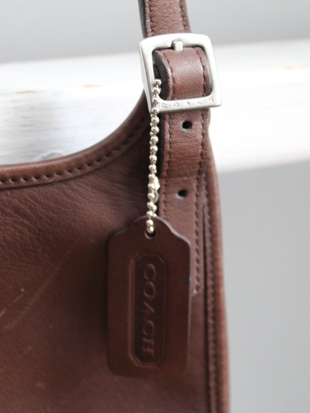 Coach Vintage 90's Hippie Slim Flap Bag Crossbody Brown Leather 9142 - Picture 4 of 9